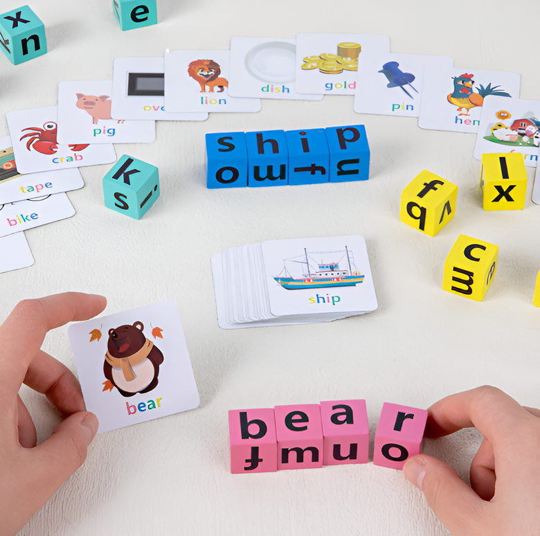 Montessoridays™ Speedy Spelling Cubes — play and product details