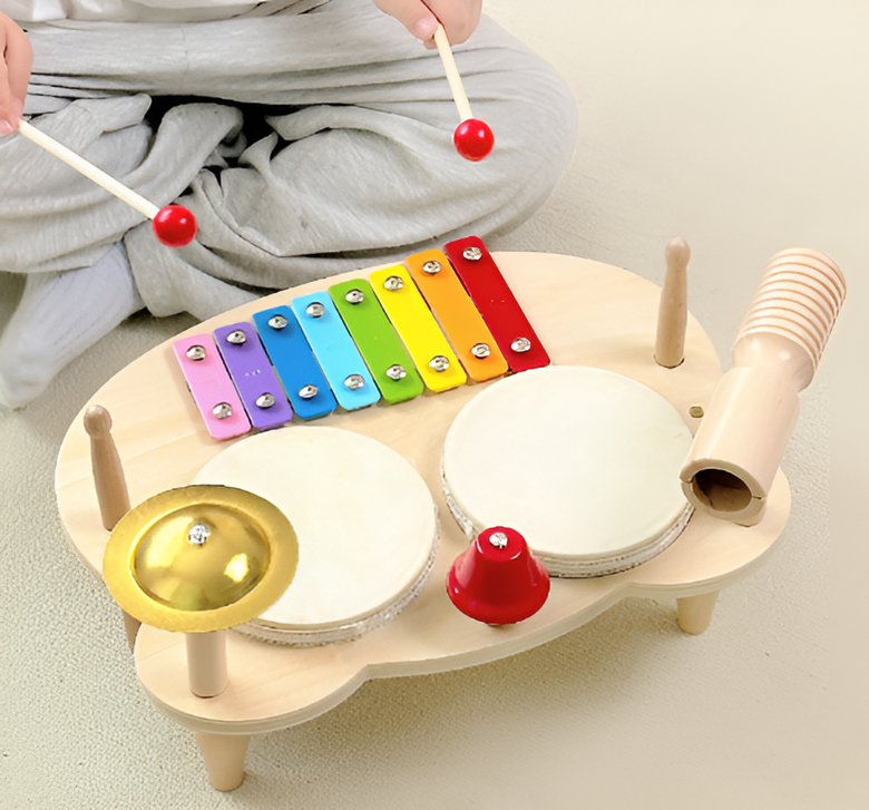 Montessoridays™ 木製ドラム＆ミュージックテーブル — 遊び方と製品詳細
