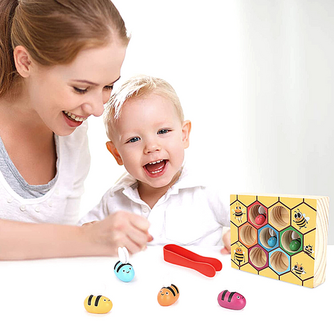 Montessoridays™ Bee Wooden Sorting Game — play and product details