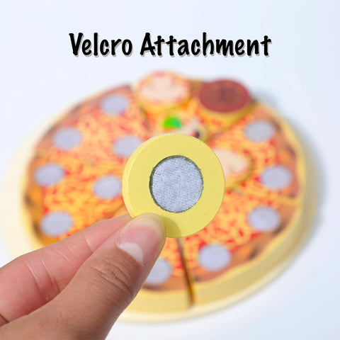 Montessoridays™ Wooden Pizza Set — play and product details